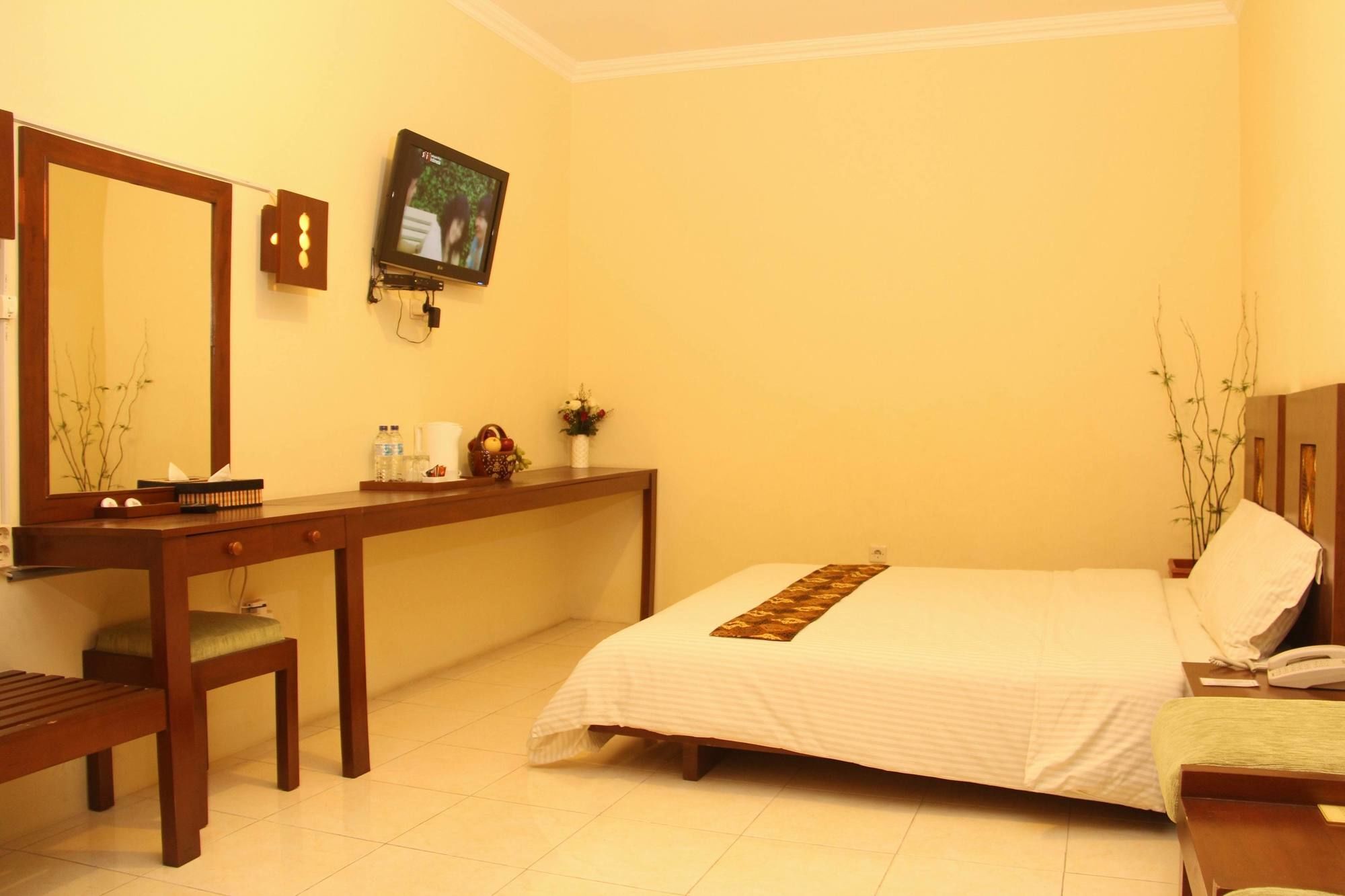 Sagan Huis Hotel Yogyakarta Exteriör bild
