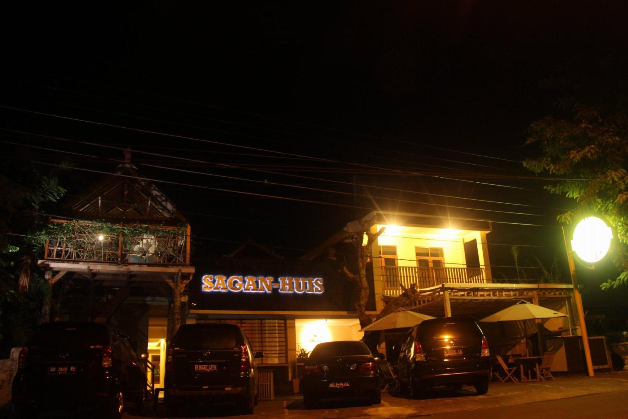 Sagan Huis Hotel Yogyakarta Exteriör bild