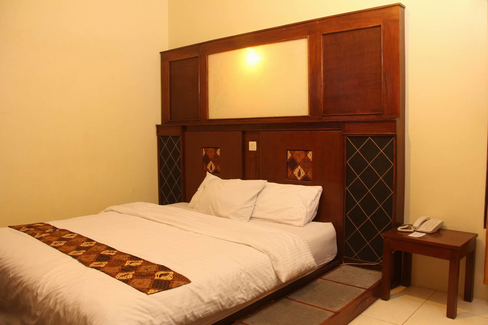 Sagan Huis Hotel Yogyakarta Exteriör bild